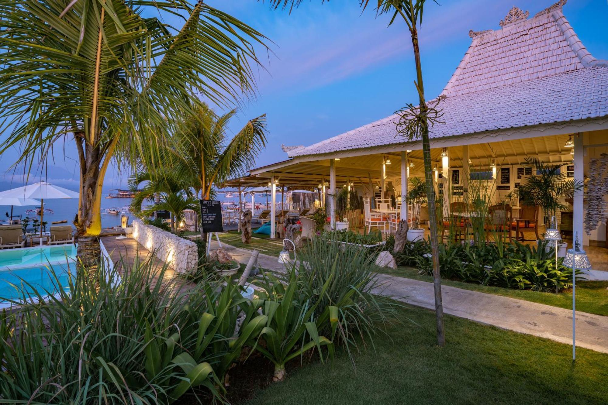 Paus Putih Hotel Lembongan Exterior foto